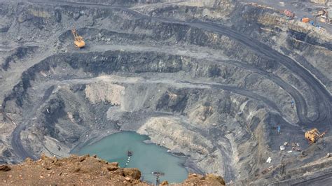 Dünyanın en büyük demir madeni