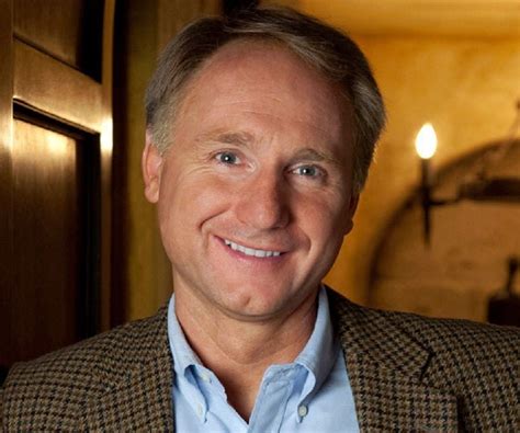 DAN BROWN