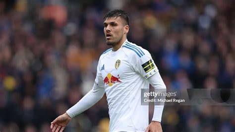 Daniel Farke Siap Lepas Joel Piroe Demi Striker Baru - raincitystudios.com