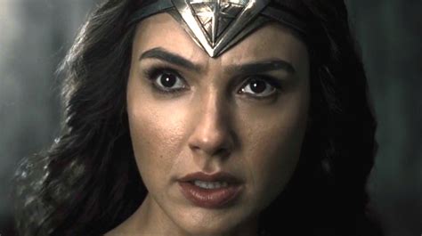 flyopolis.online - DC 25 Things About Wonder Woman That Make No Sense