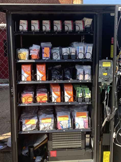 DC Health announces pilot program for lifesaving medical vending machines
