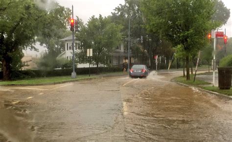 DC region deals with flooding, slippery roads after overnight showers