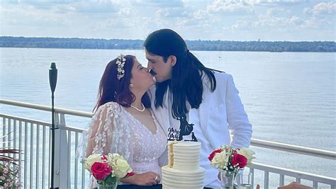 DC-area couple gets married 180 feet over the Potomac River