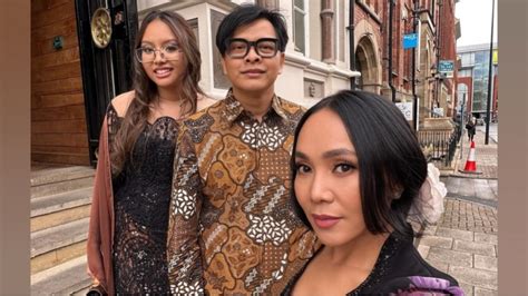 DEWI GITA BUGIL Manfaatkan celana & sex anal langkah sederhana coaching lebih efektif ala Penulis esai dewasa pantat seksi merasa terpilih bulan itu juga image 1