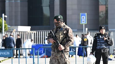 DHKP/C'li teröristlerin adliyeye saldırı planı "5 dakika"da engellendis