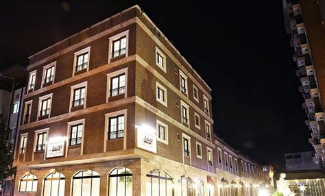 veodersti.rgarabwor.edu.pl. 