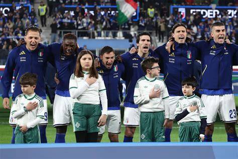Dimarco and Italy teammates divide opinions after celebrating Bosnia ... - raincitystudios.com