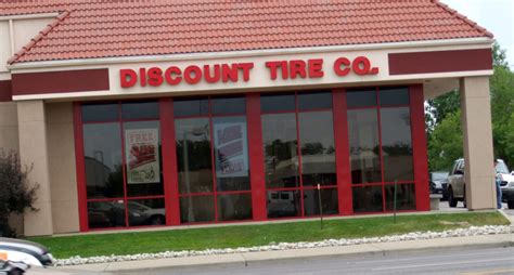 DISCOUNT TIRE CO 1187 Car Tire Dealership - 1500 EASTGATE DR …