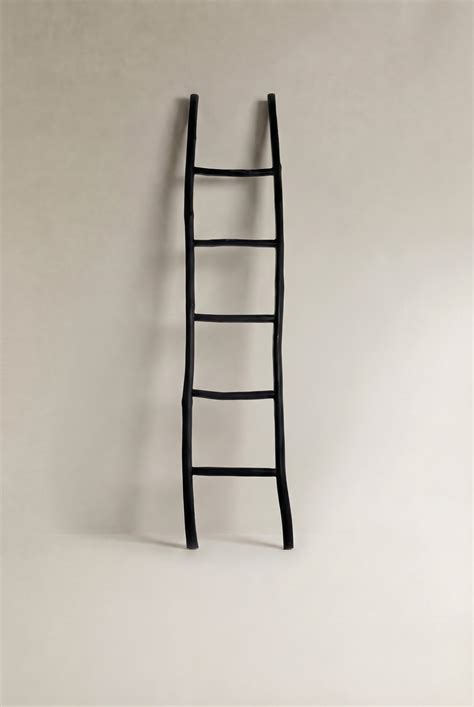 Display Ladder - raincitystudios.com