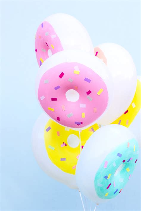 DIY Donut Balloons - Studio DIY