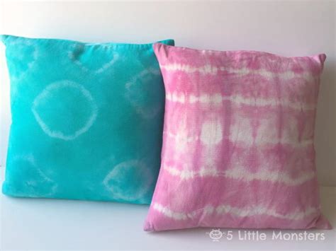 DIY Tie-Dye Pillow Tutorial AllFreeSewing.com