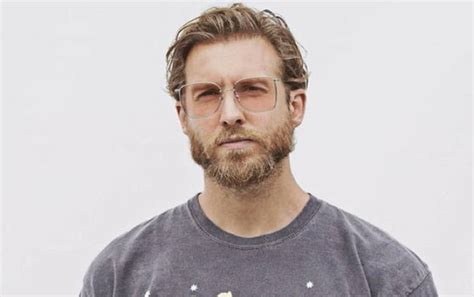 DJ Calvin Harris jual rumah seharga Rp358 triliun - ANTARA News ...