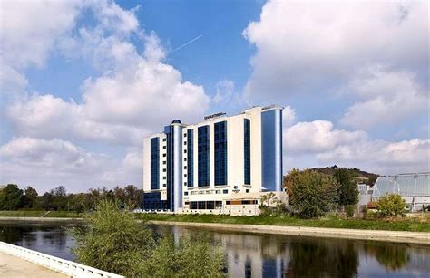 DOUBLETREE BY HILTON HOTEL ORADEA - Updated 2024 Prices …