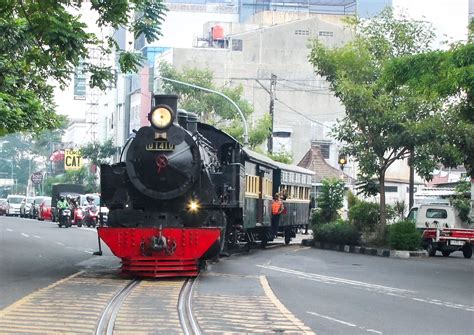 download video kereta api uap - elchoricharrua.com