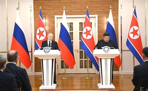 DPRK Russian representatives discuss collaboration
