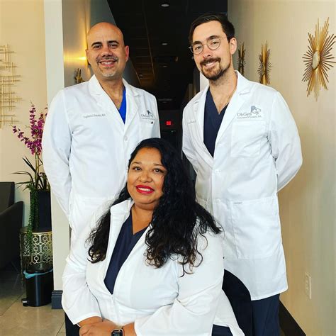 dr di - elchoricharrua.com