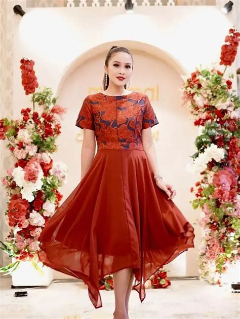 dress merah elegan - elchoricharrua.com