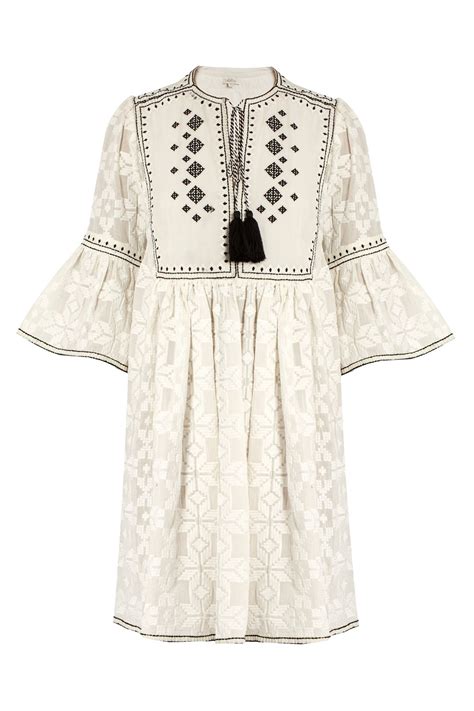 dress motif - elchoricharrua.com