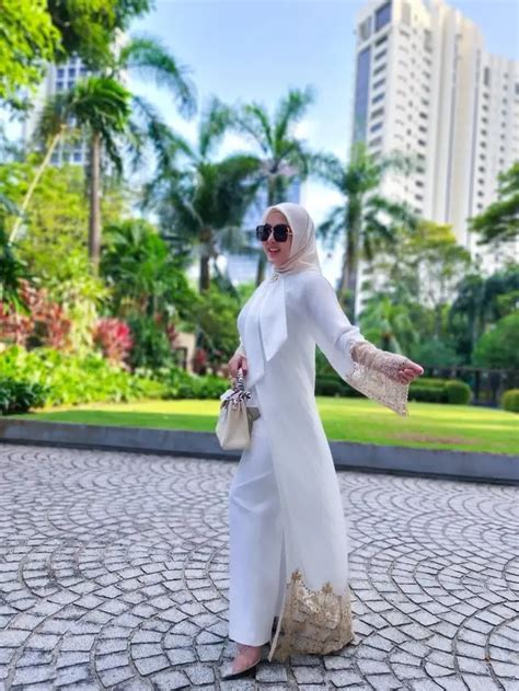 dress putih elegan - elchoricharrua.com