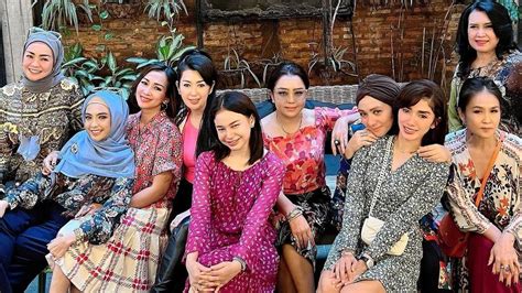 dresscode bunga bunga - elchoricharrua.com