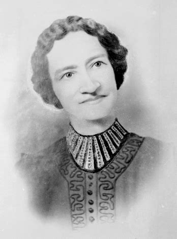 DRUSILLA DUNJEE HousToN. July