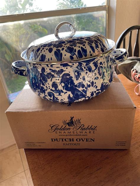 DS Dutch Oven:White Pottery Barn