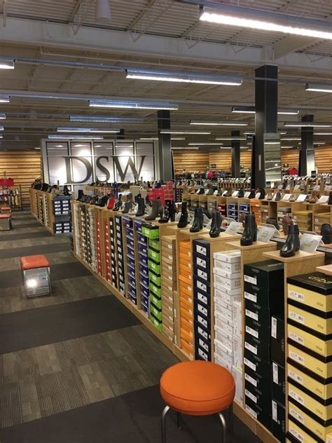 DSW South Hills Village Pittsburgh, PA DSW - DSW.COM