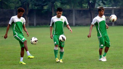 dualisme persebaya - elchoricharrua.com