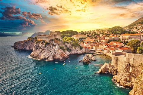 Dubrovnik Medieval City Walls Sunset - wintechmobiles.com