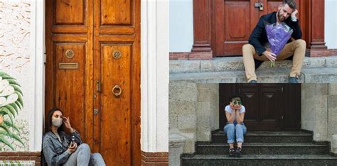 duduk depan pintu - elchoricharrua.com