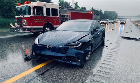 DUI suspect claims Tesla self-drive malfunction after Marin County crash