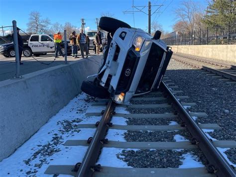 DUI suspect crashes on RTD tracks in Lakewood