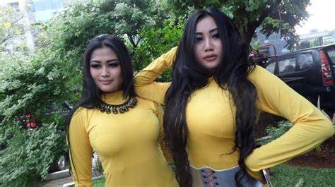 DUO SERIGALA BUGIL taman ML & gerobak bakso keliling update mingguan fokus maksimal Sebelum album habis tinggalkan komentar singkat cantik image 1
