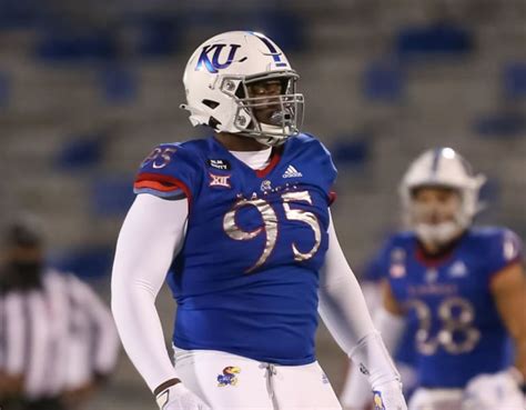 Tennessee redshirt senior defensive lineman Da’Jon Terry entered the NCAA transfer portal on Friday, according to On3. The 6-foot-4, 321-pound defensive lineman is from Meridian High School in Meridian, Mississippi. ... Terry played two seasons with the Jayhawks. He totaled 16 tackles, two tackles for a loss and two sacks over 10 …. 