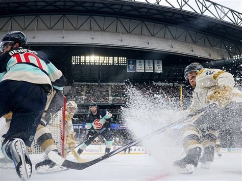 Daccord posts shutout as Kraken topple Knights 3-0 in Winter Classic