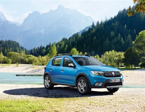 Dacia / Sandero / 0.9 TCe / Stepway Easy-R / 2016 Stepway. 