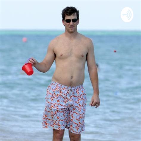 Dadbod. Dad bod definition: . See examples of DAD BOD used in a sentence. 
