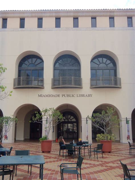 Dade library. In Florida, Law Libraries are open to the public and have legal materials that may be helpful to you. They are located in courthouses, local libraries, and law school libraries. While … 
