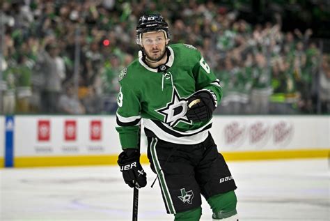 Dadonov signs 2-year deal with Dallas Stars instead of becoming a free agent