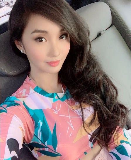 Daftar wanita mirip barbie di kehidupan nyata