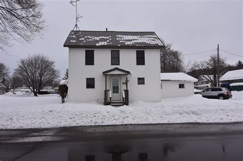 Dairy State Bank at Hepburn Street East, Prairie Farm WI