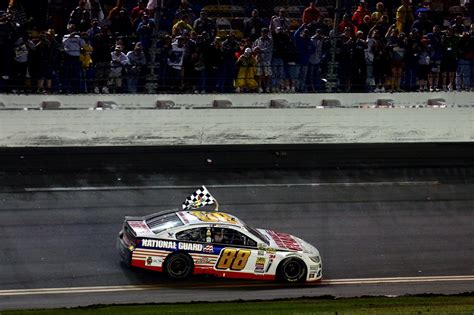 Dale Earnhardt Jr. Wins The 2014 NASCAR Daytona …