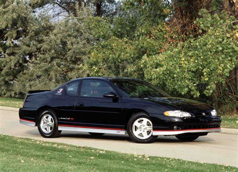 2001 Chevrolet Monte Carlo SS Dale Earnhardt Edition. VIN: 2G
