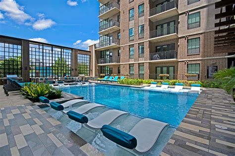 Dallas apartments dallas tx. 2500 N Houston St, Dallas, TX 75219. $2,344 - 8,500. 1-2 Beds. 1 Month Free. Dog & Cat Friendly Fitness Center Pool Clubhouse Maintenance on site Courtyard Elevator Laundry Facilities. (469) 518-2979. 