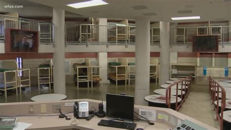Dallas county jail online search. 
