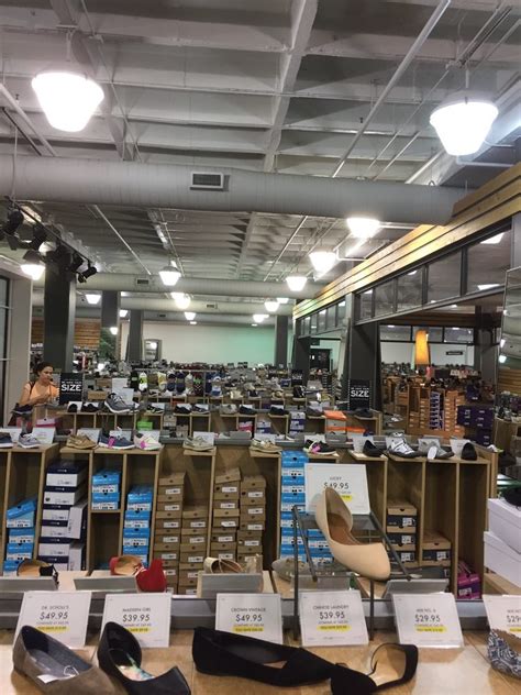 Dallas shoe warehouse. Shoe Palace has an outstanding reputation as a leader of great service, high quality and large selections in both comfort and style in some of the finest footwear available. Website 972.993.7860. Map Location - 2F. Level 2. 
