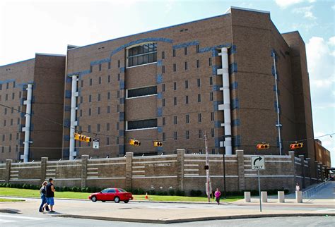 Dallas texas jail. DALLAS — In a celebratory media event Friday morning, inspectors from the Texas Commission on Jail Standards (TCJS) announced Dallas County's jail passed its annual inspection and congratulated ... 
