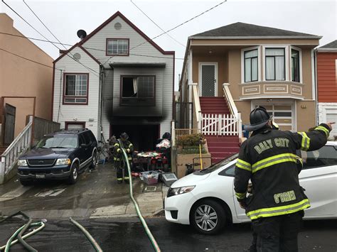 Daly City house fire displaces 6 people