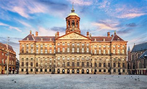 Dam Square, or simply De Dam, is a bustling and historic center in the heart of Amsterdam. Surrounded by iconic landmarks like the Royal Palace and the Nieuwe Kerk (New Church), it has served as a significant public space since the 13th century..
