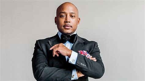 Damon johns. Daymond John started his entrepreneurial career selling pencils. Today, he's worth an estimated $300 million and an investor on ABC's hit show "Shark Tank." John is the founder of three companies ... 